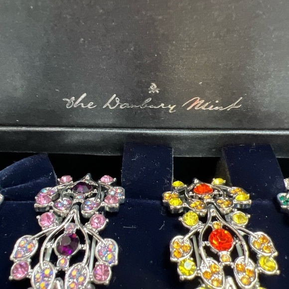 Danbury Mint Seasonal Sensations Set of 4 Colorful Rhinestone Stretch Bracelets - Picture 6 of 8